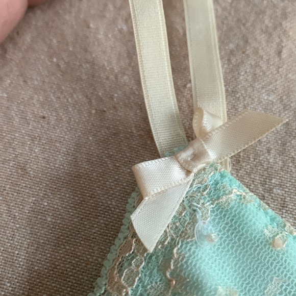 Elegant mint green floor length chemise nightgown.  Linea Donatella size small - Picture 6 of 10